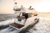 2016 Sealine F530