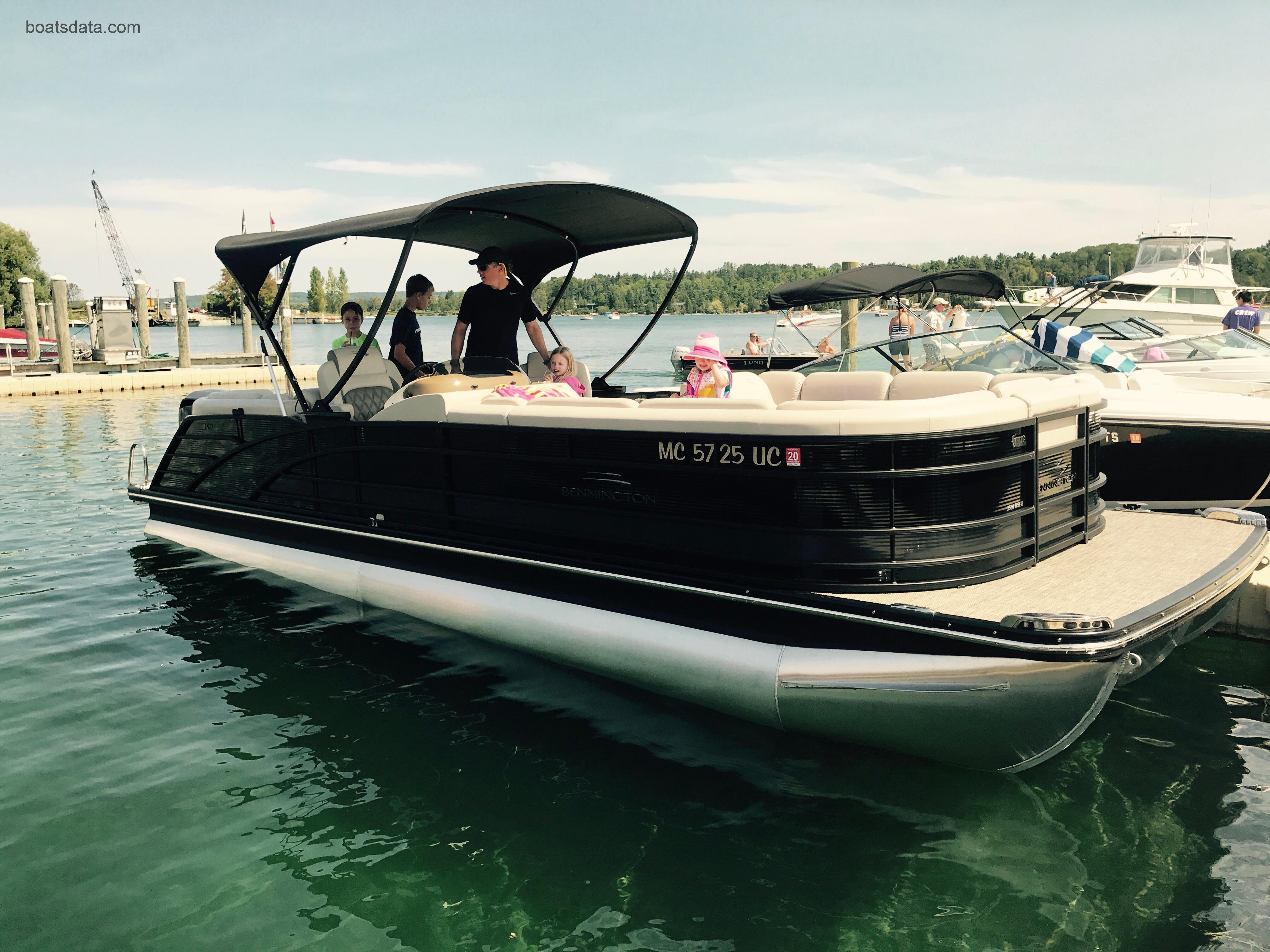 2017 Bennington 2550 RSFB