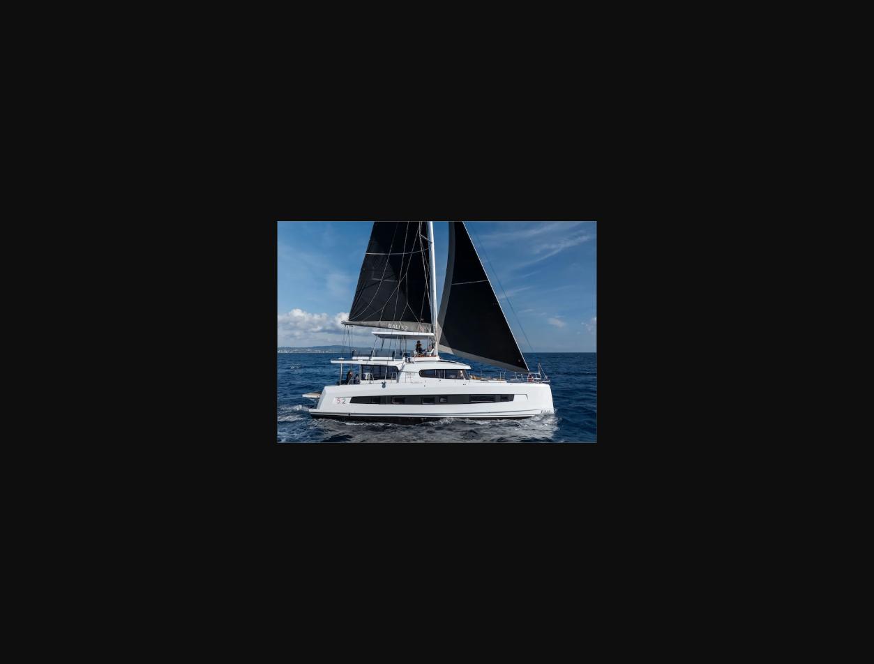 Bali 5.2 sailing catamaran