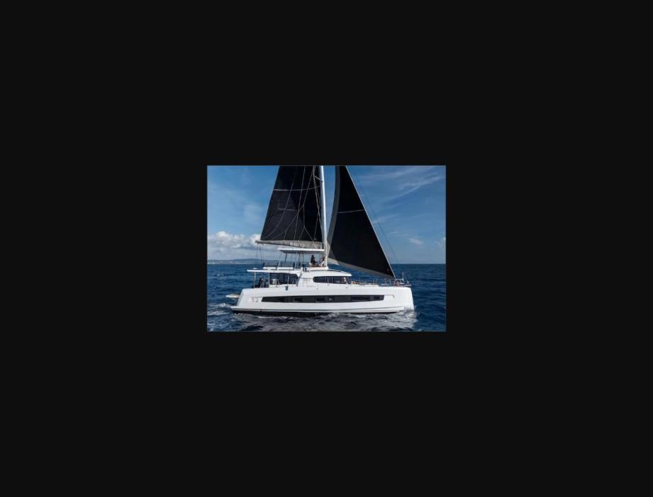 Bali 5.2 sailing catamaran