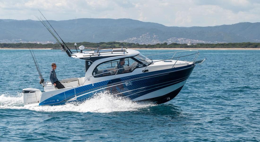 2020 Beneteau Antares 8 Fishing