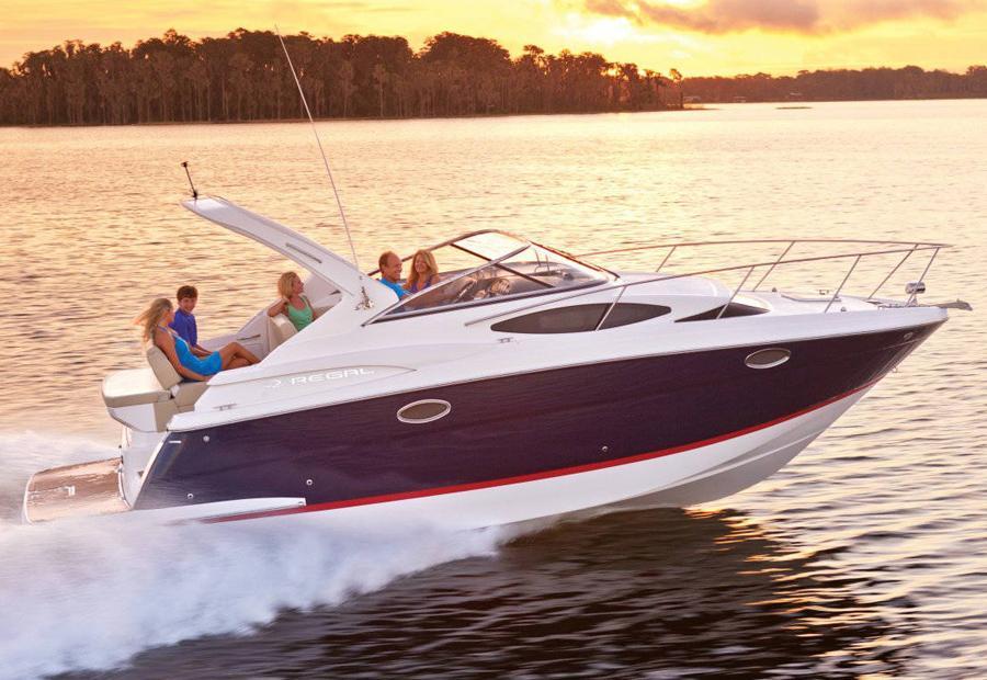 2016 Regal Boats 30 Express