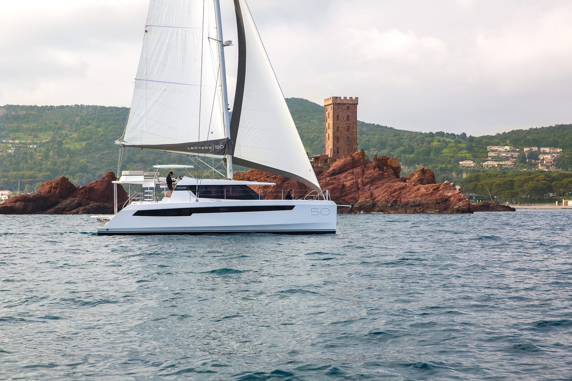 2019 Robertson and Caine Leopard 50