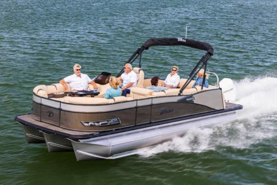 2022 Tahoe Cascade Platinum Rear J Lounge Tritoon & Mercury 3