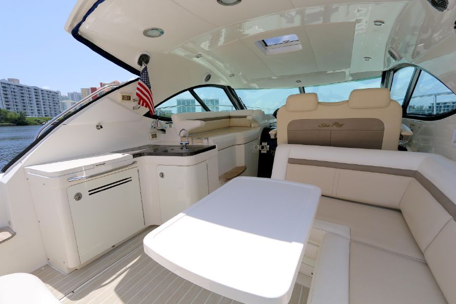 2013 Sea Ray Sundancer 410