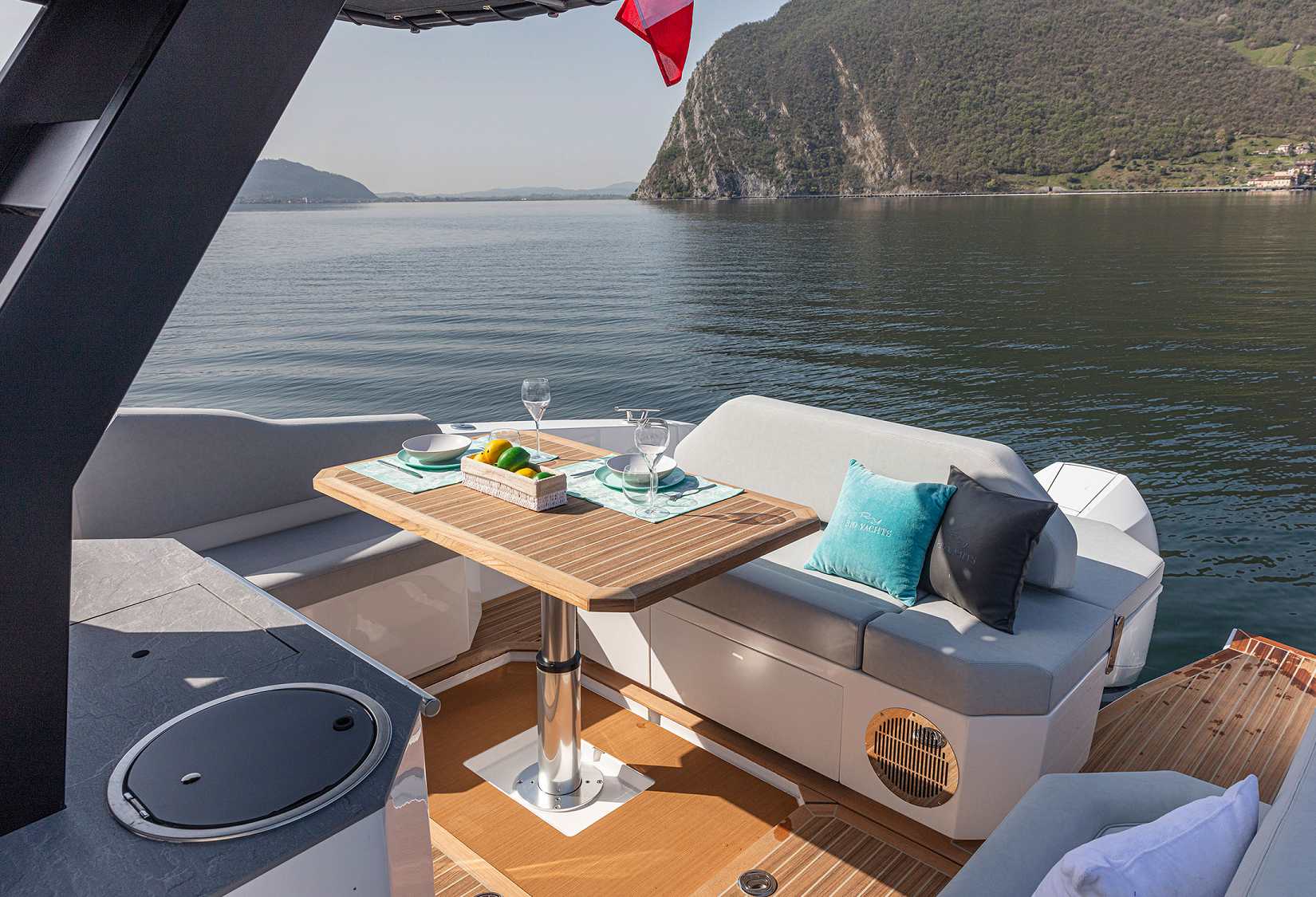 2021 Rio Yachts Daytona 34