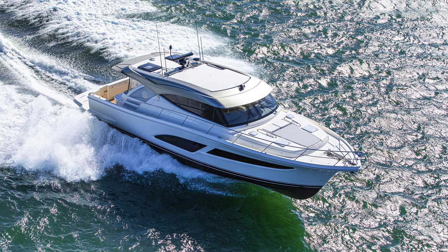 2022 Riviera 465 SUV