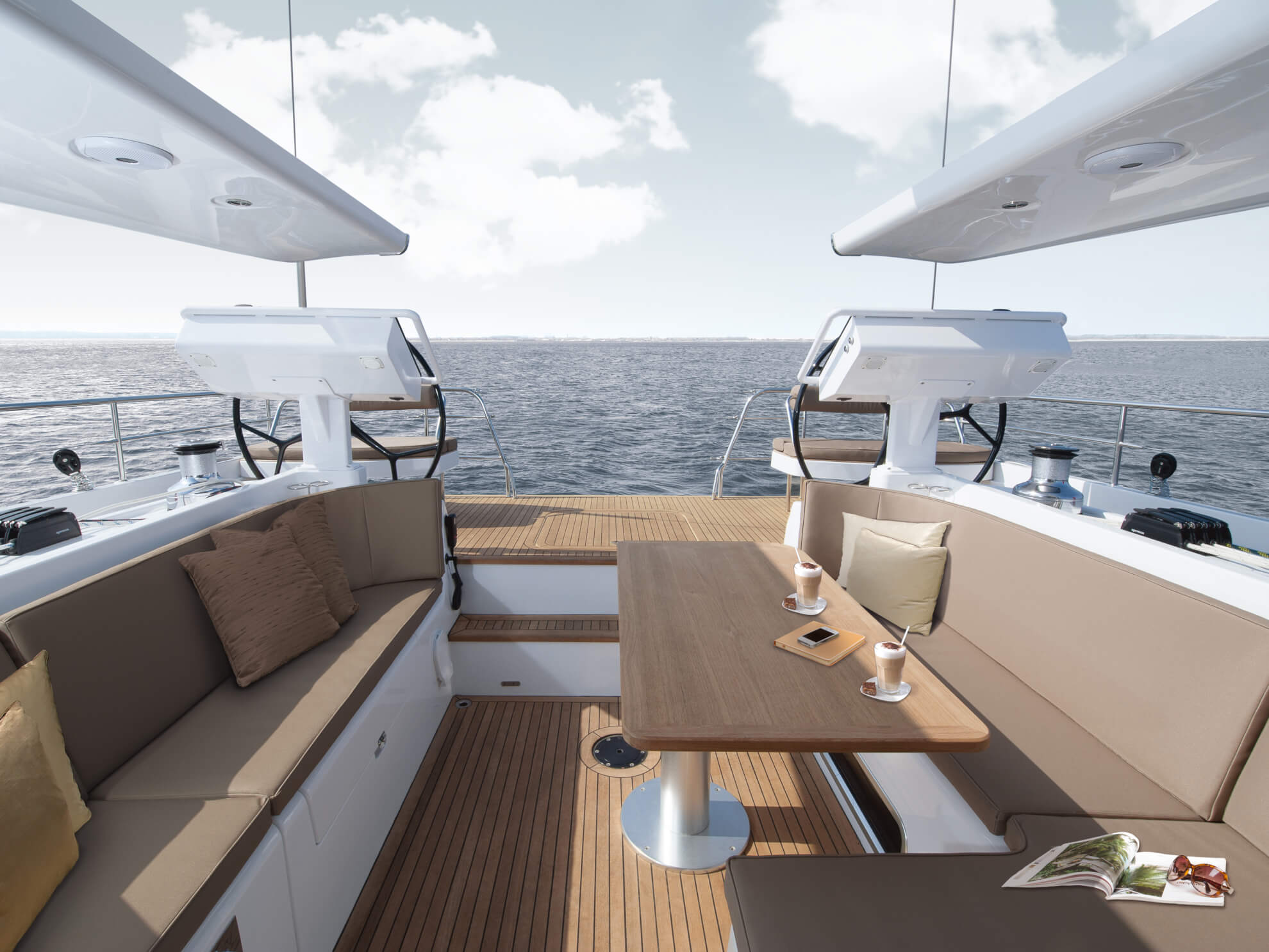 2022 Moody Yachts Decksaloon 54