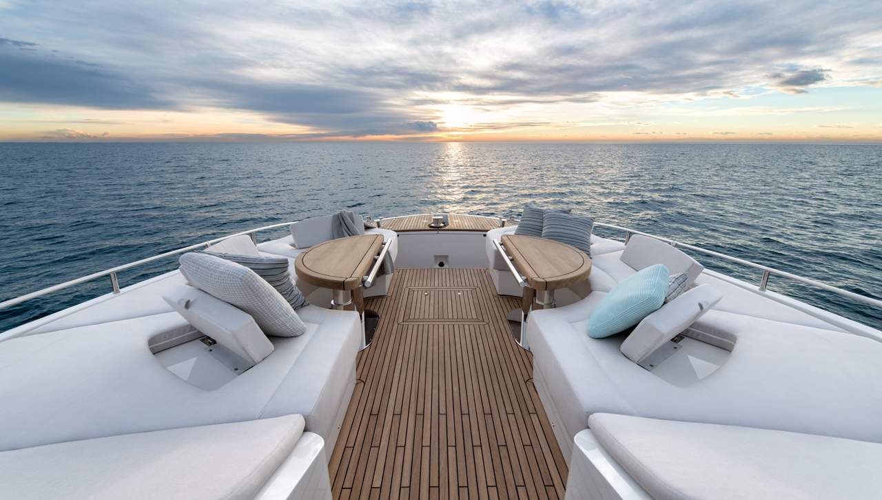 2015 Monte Carlo Yachts MCY 70