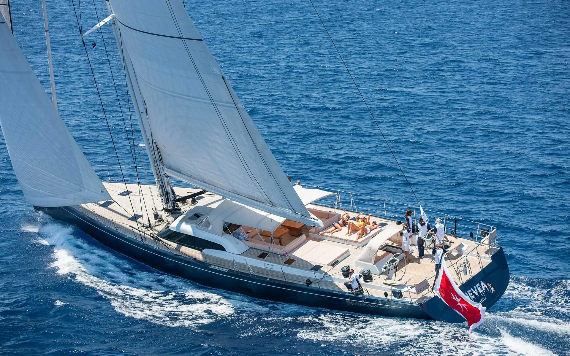 2013 Southern Wind SW102 Hevea