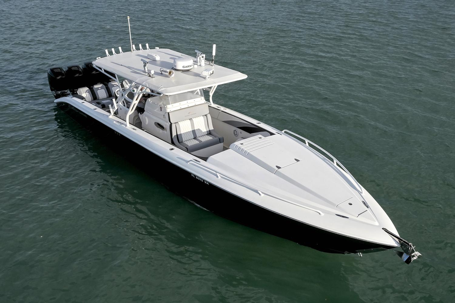 2022 Midnight Express 39S Cuddy