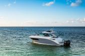 2023 Sea Ray Sundancer 320 Outboard