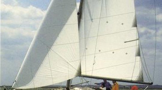 1980 Westerly Fulmar 32 - Twin keel