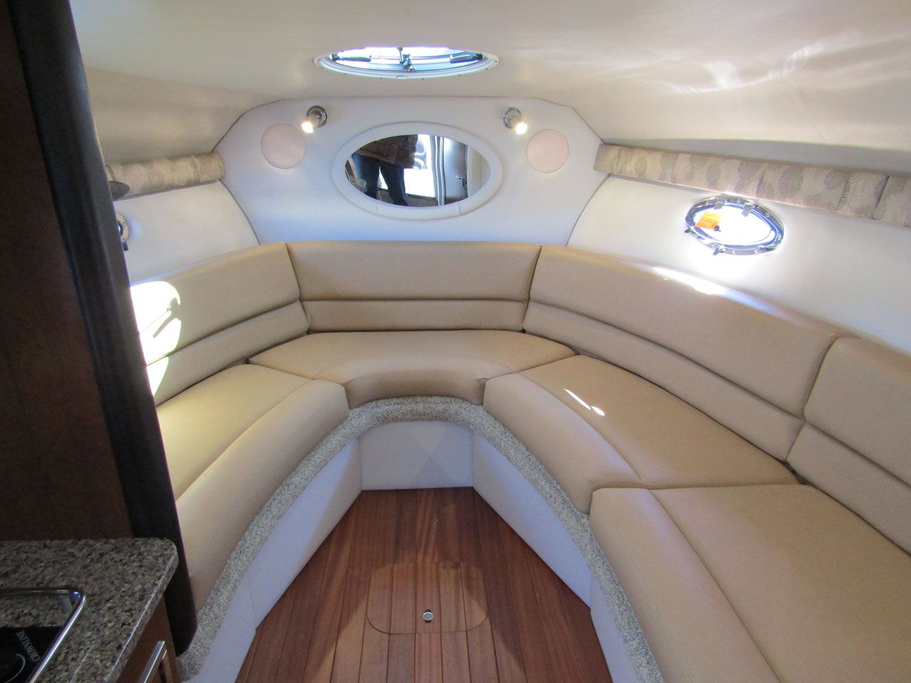 2023 Crownline 310 CRX