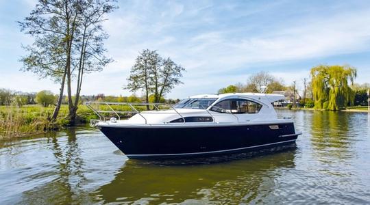 2024 Haines Marine 36 Sedan