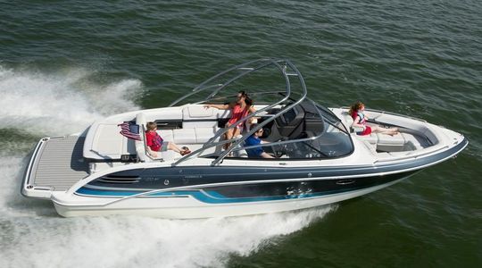 2022 Formula Boats 270 Bowrider