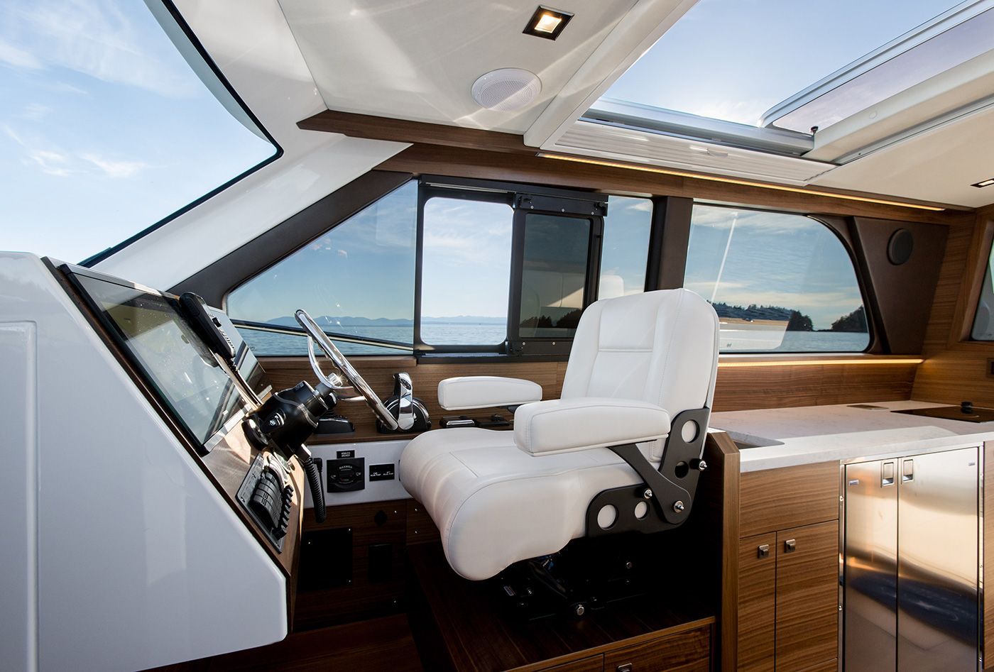 2020 Coastal Craft 33 ExpressFish