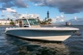 2022 Boston Whaler 380 Outrage