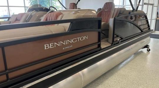 2022 Bennington 25RTFB