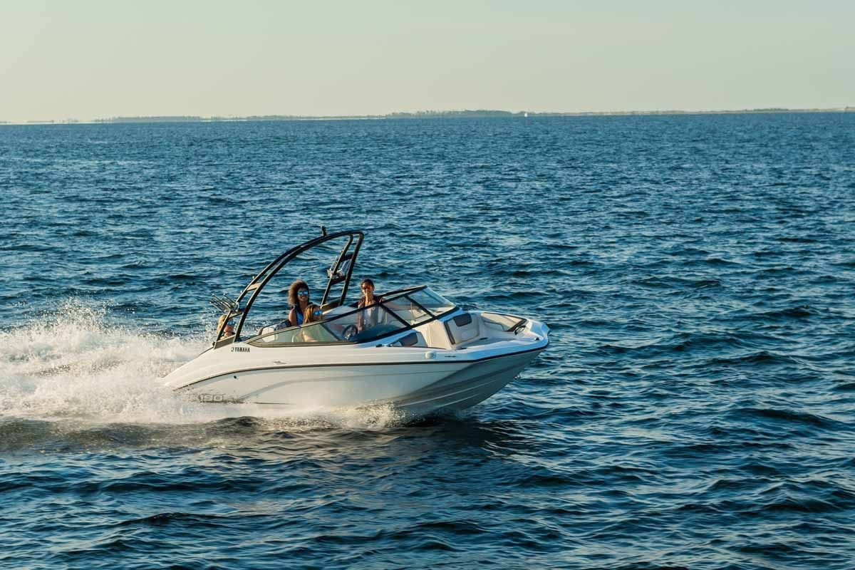 2023 Yamaha Boats AR190