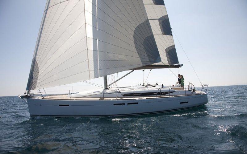 2010 Jeanneau Sun Odyssey 439