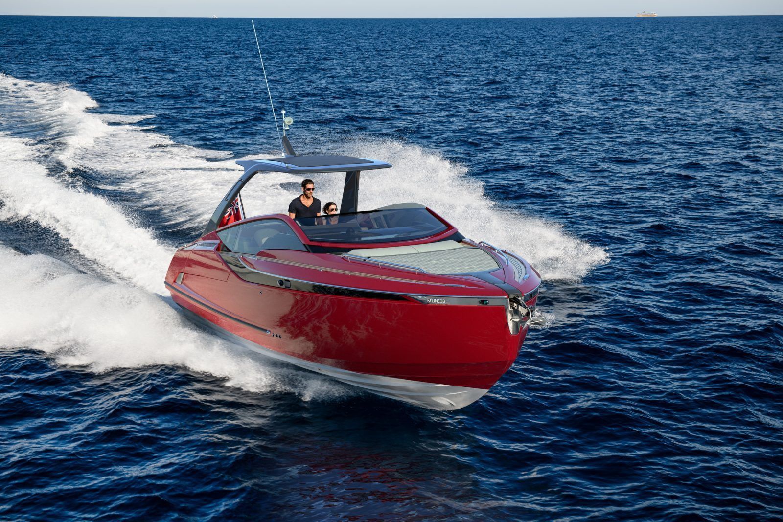 2020 Fairline F-Line 33 Outboard