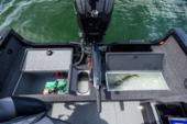Crestliner 1850 Pro Tiller detail