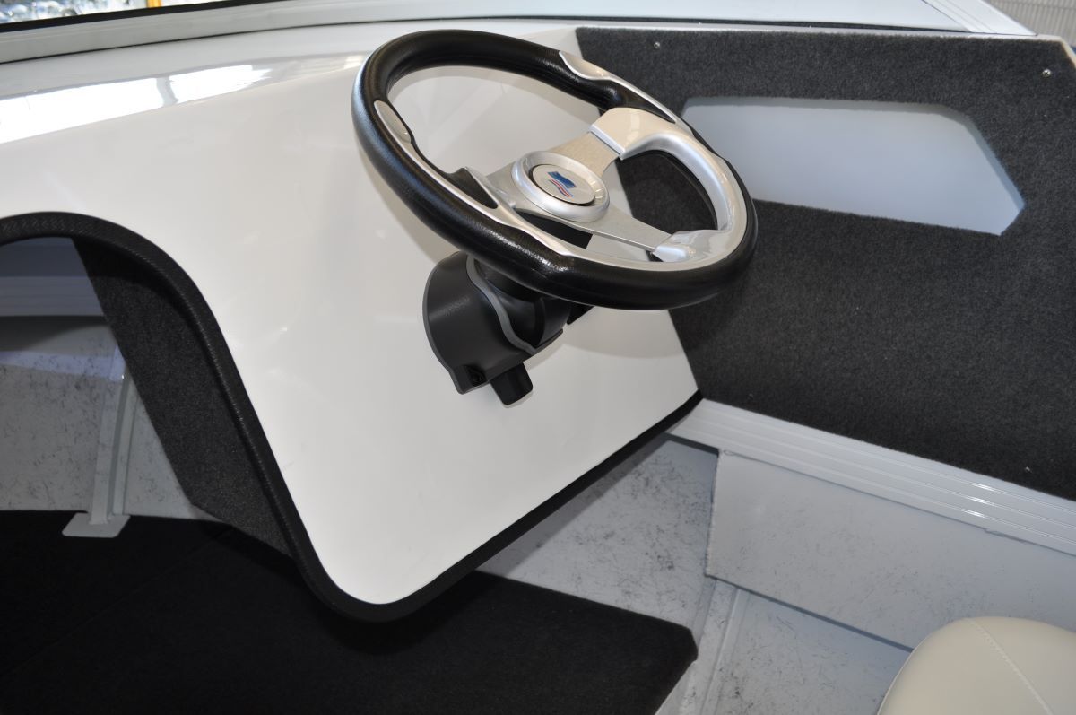 2023 Quintrex 590 Ocean Spirit