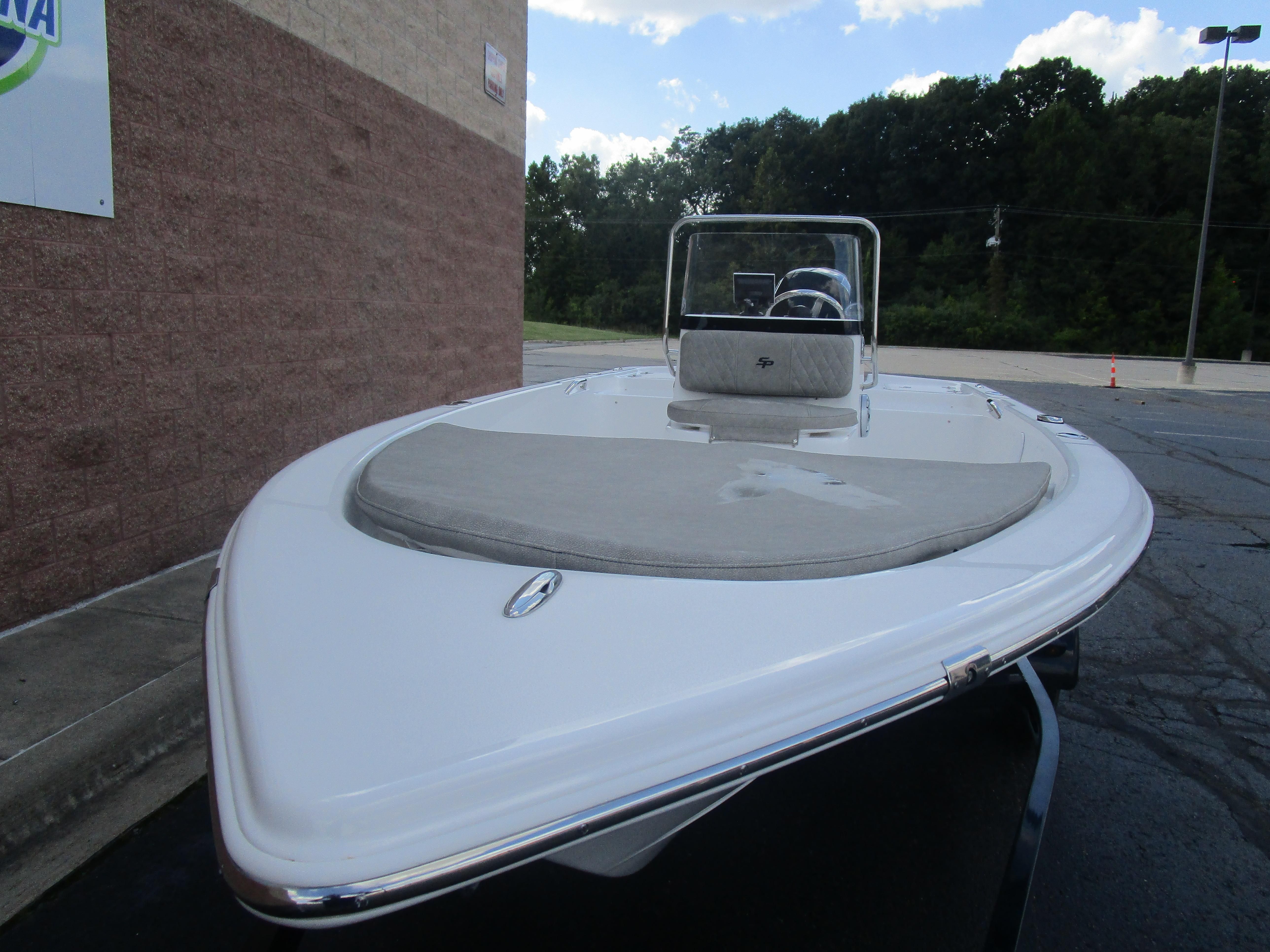 2022 Sea Pro 172 Bay