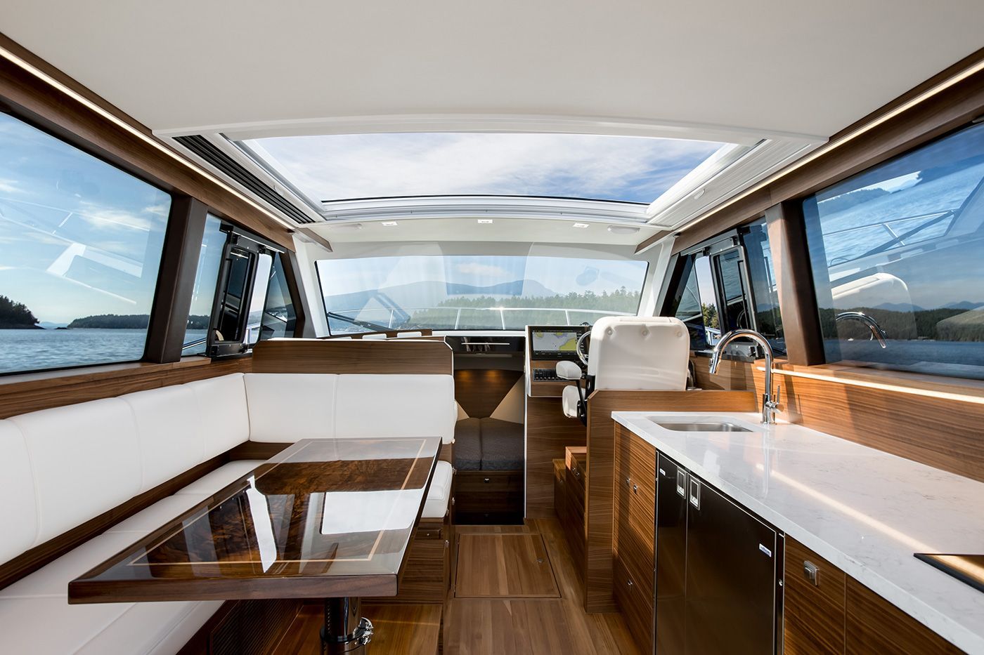 2020 Coastal Craft 33 ExpressFish