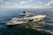 2019 Pershing Yachts 7X