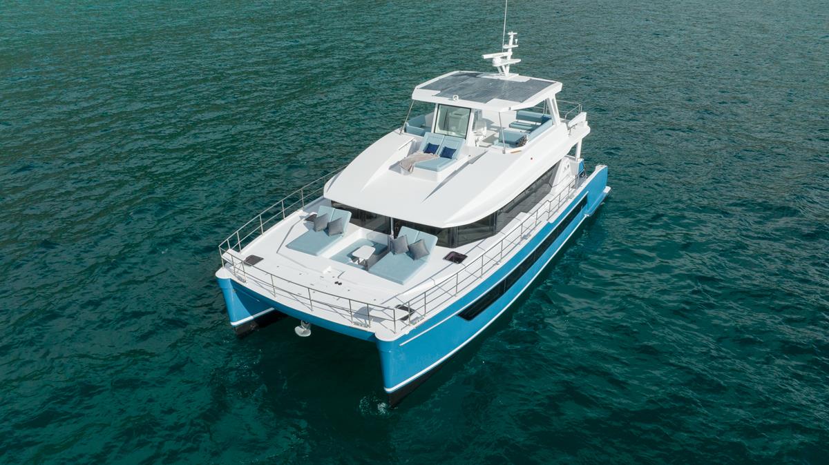 2023 Two Oceans 555 Power Catamaran