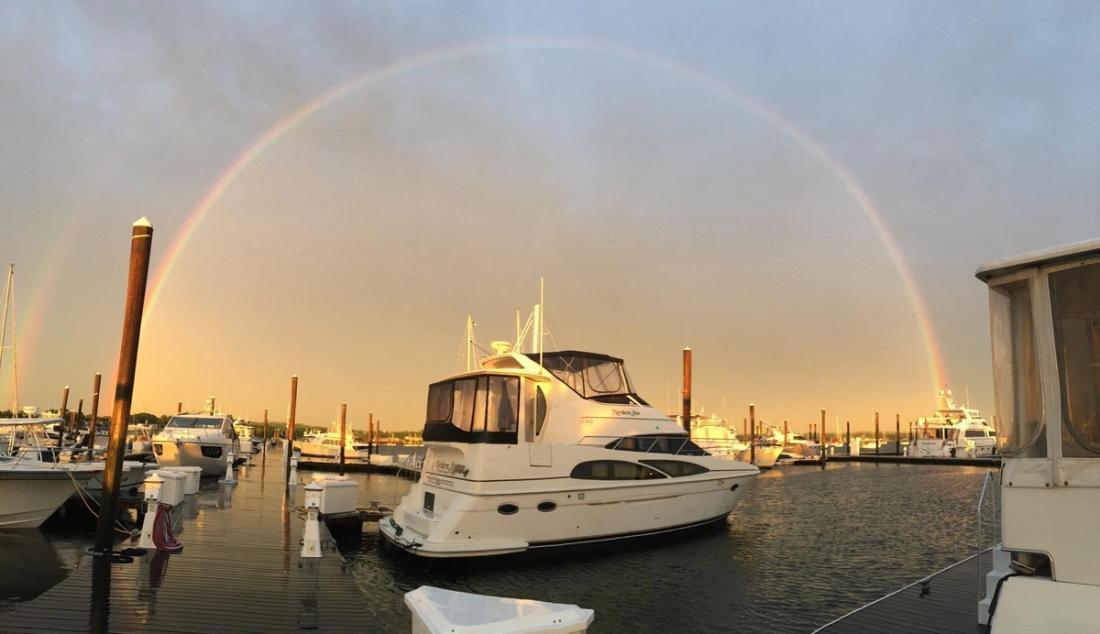 2005 Carver Yachts 39 Motor Yacht