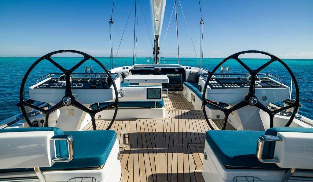 2014 Oyster Yachts 825