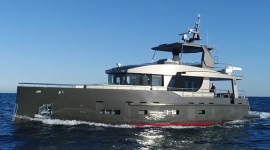 2021 Bering Yachts 70