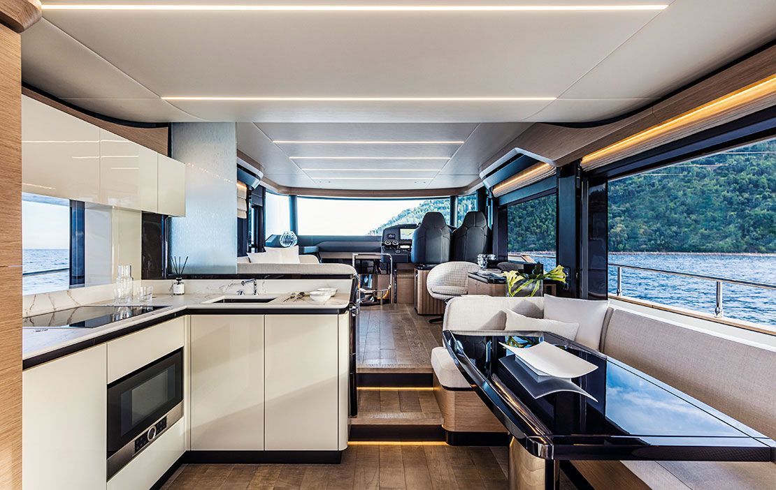 2018 Absolute Yachts Navetta 58