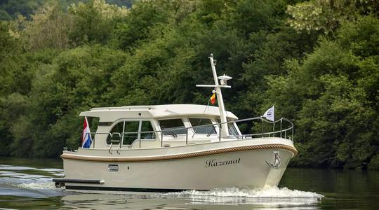 2018 Linssen Yachts Grand Sturdy 30.0 Sedan