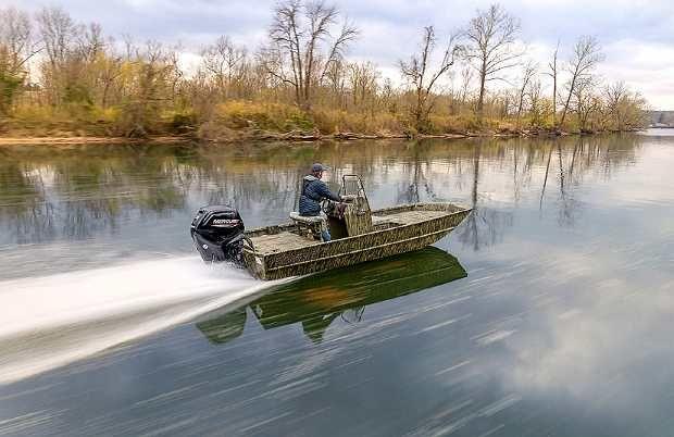 2021 Lowe Boats Roughneck 1860 CC