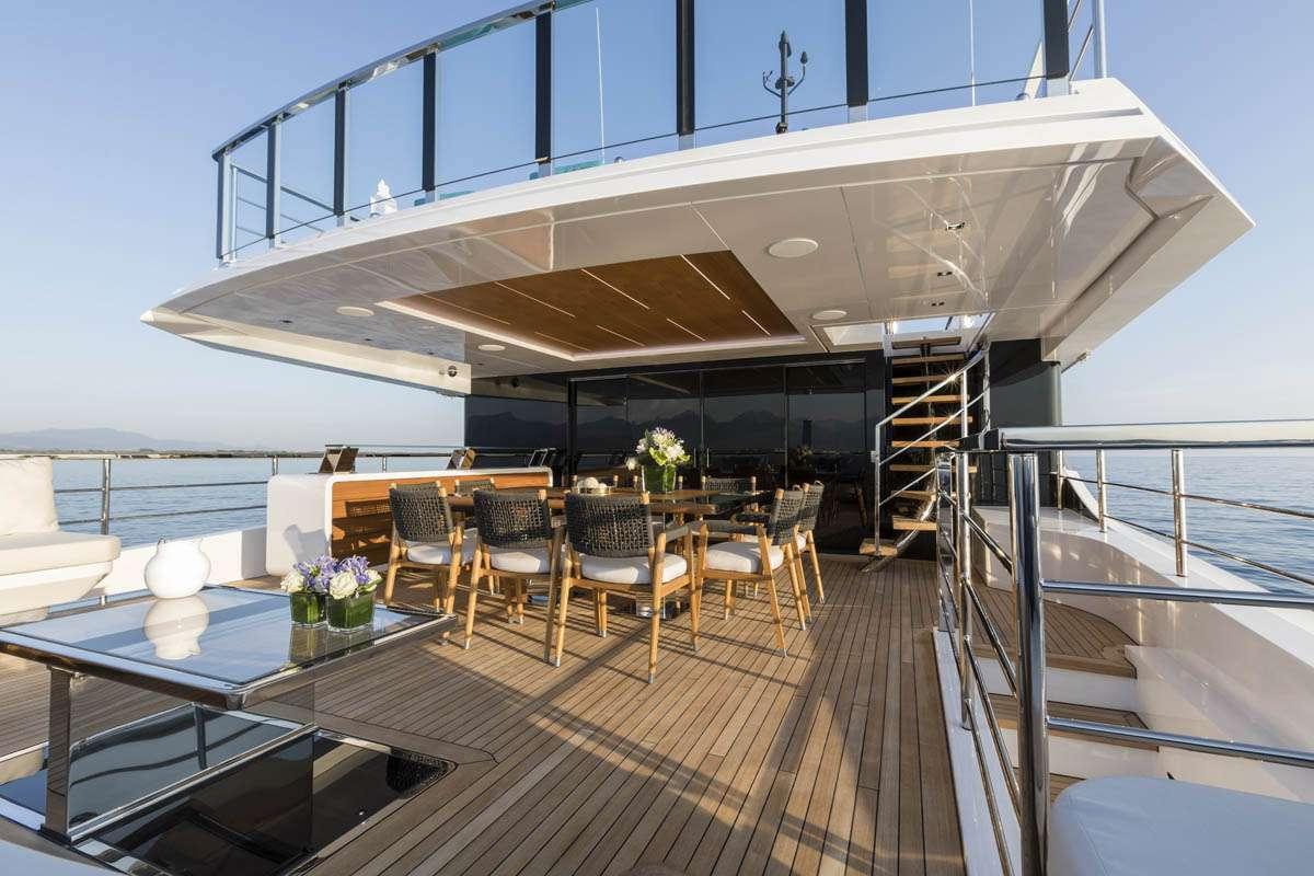 2021 Mangusta Yachts Oceano 43