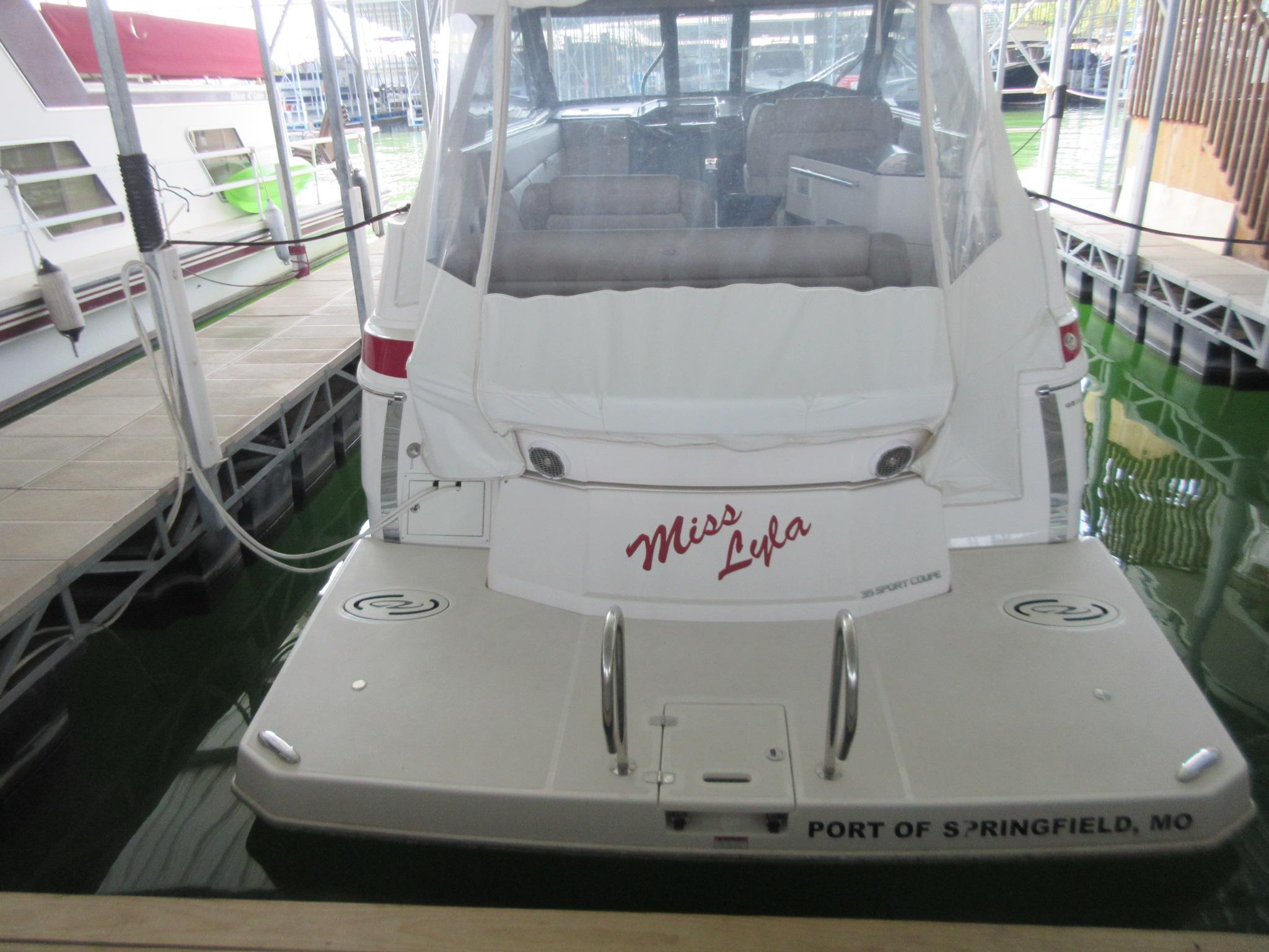 2015 Regal Boats 35 Sport Coupe