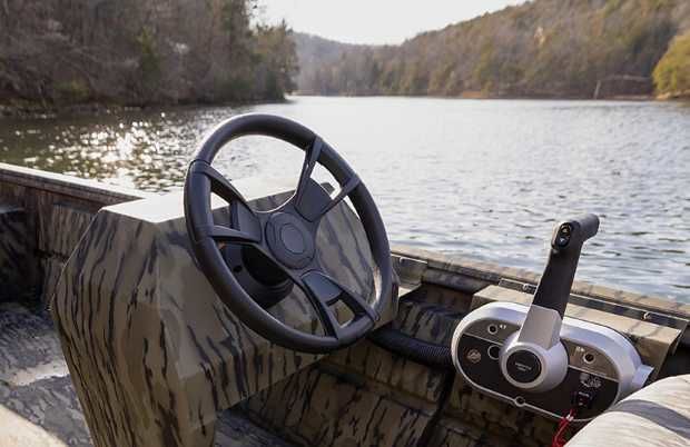 2021 Lowe Boats Roughneck 1860 Rambler