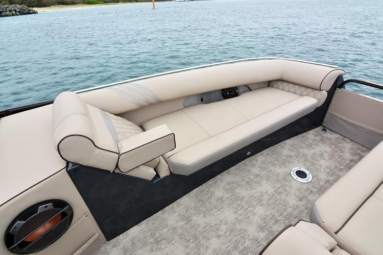 2021 Crest Pontroons Continental 270 NX SLS Twin