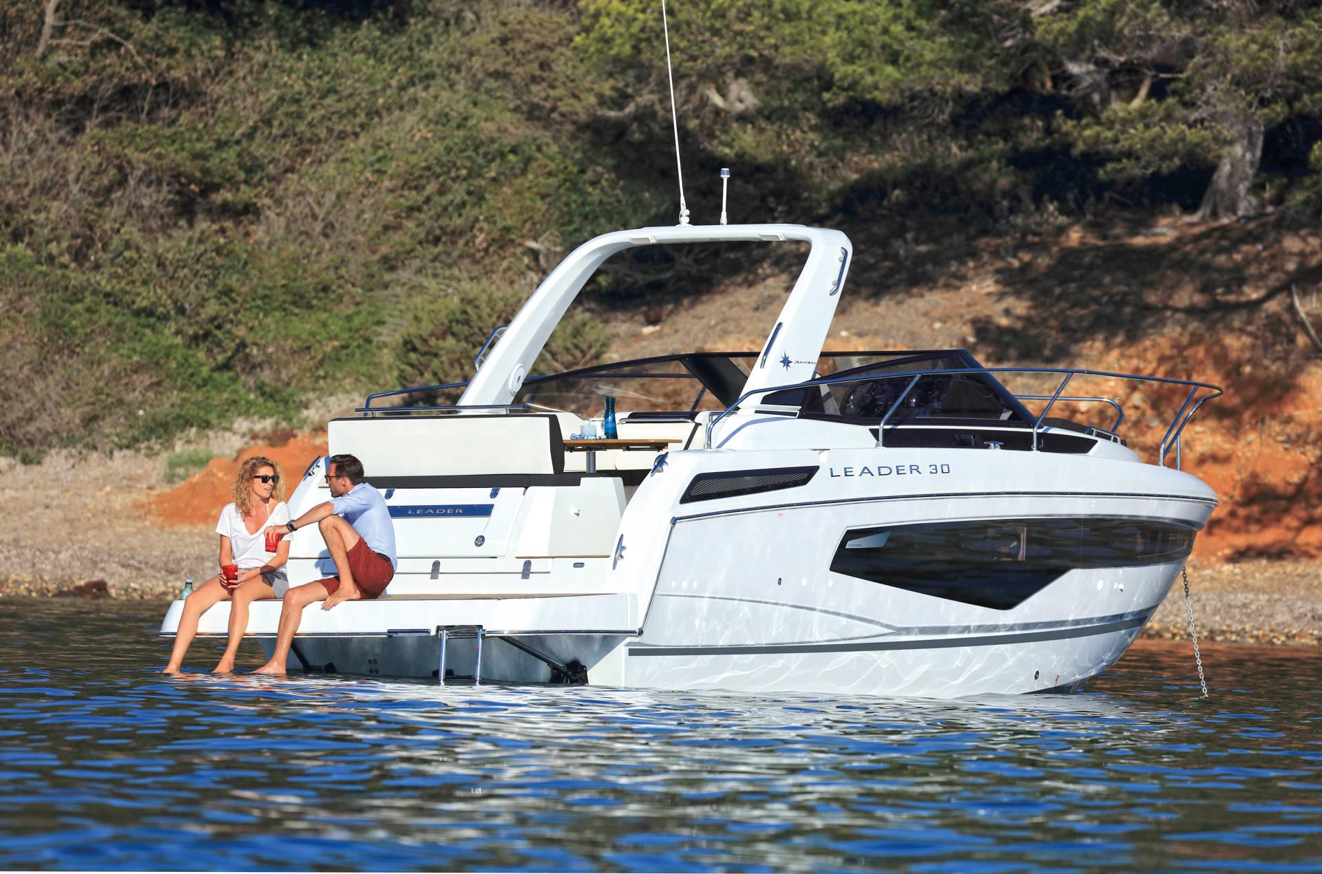 2017 Jeanneau Leader 30