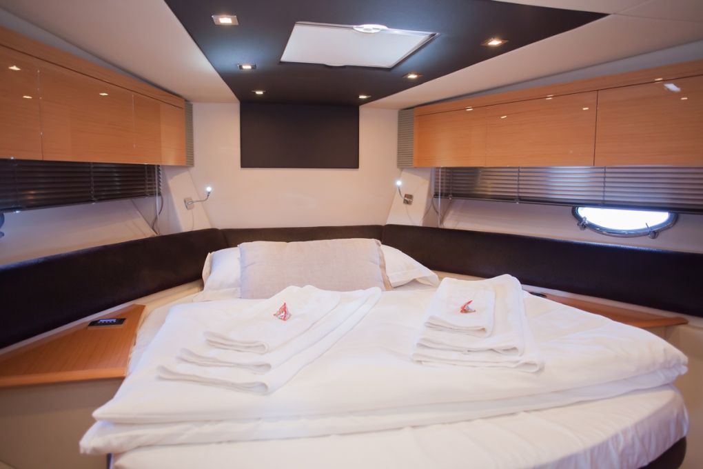 2009 Azimut Yachts Atlantis 54 HT