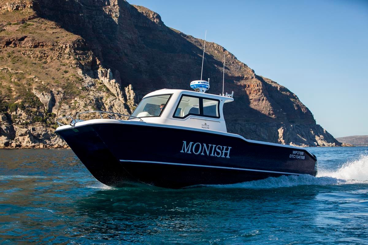 2018 Two Oceans Magnum 2750 Power Catamaran Walkaround