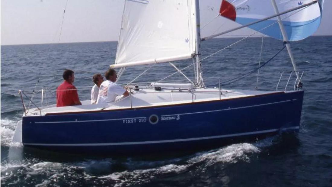 1997 Beneteau First 210