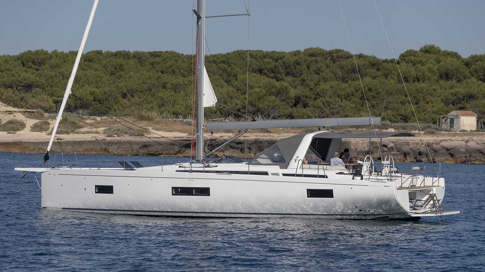 2022 Beneteau Oceanis 54