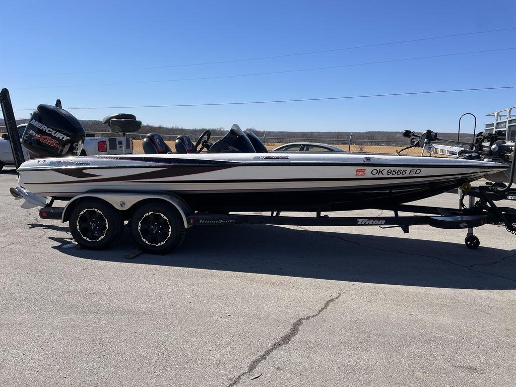 2018 Triton Boats 21 TRX