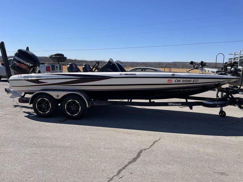 2018 Triton Boats 21 TRX