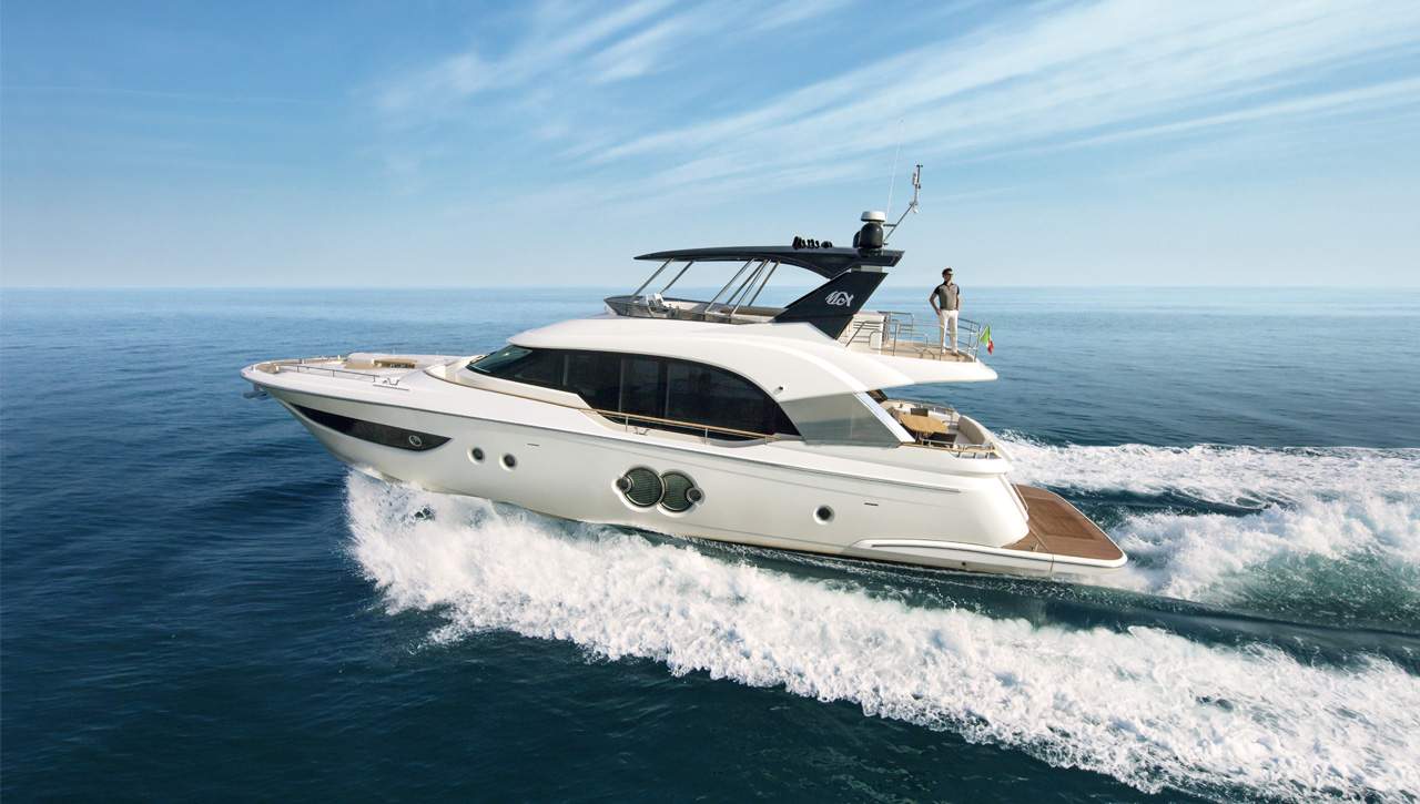 2015 Monte Carlo Yachts MCY 70